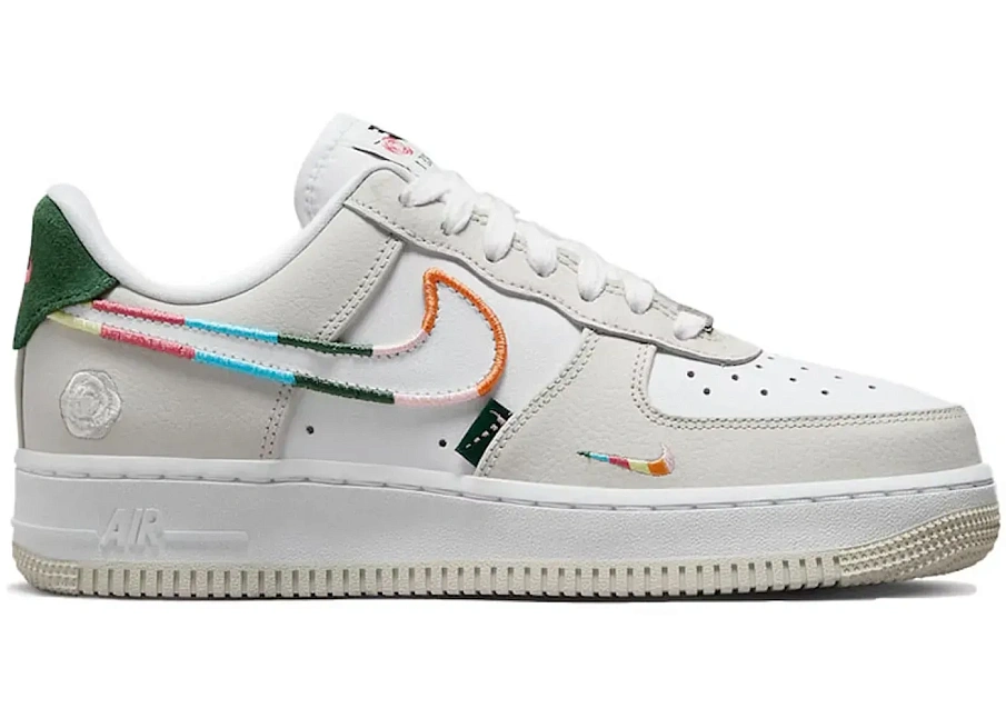 Фото № 1 с приближением к товару «‎Nike Air Force 1 '07»