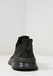 Фото № 4 с приближением к товару «‎Adidas U_path »