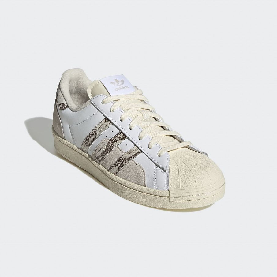 Фото № 2 с приближением к товару «‎Adidas Superstar »