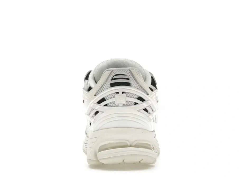 Фото № 4 с приближением к товару «‎New Balance 1906R»
