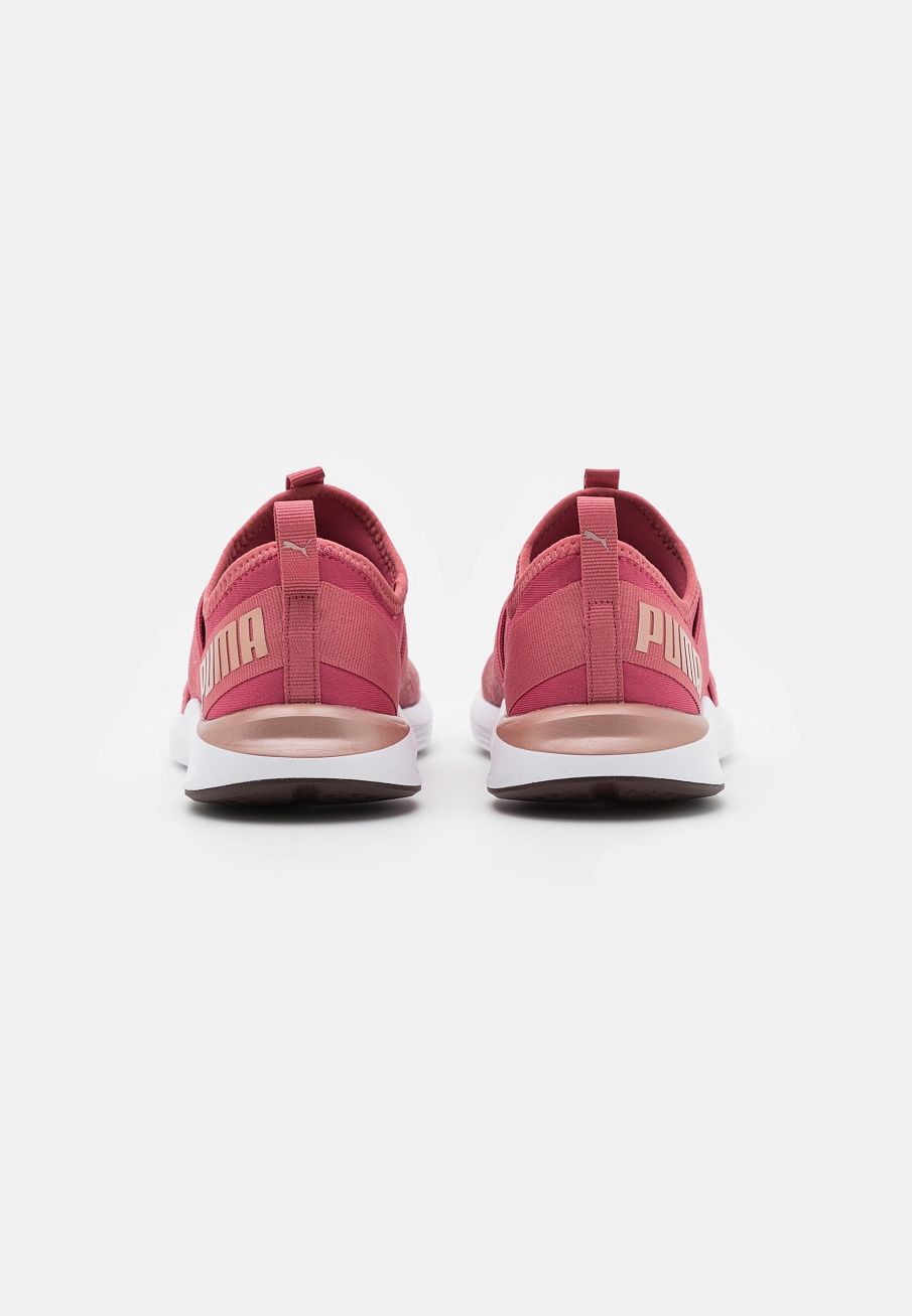 Фото № 3 с приближением к товару «‎Puma Prowl Slip-On Shine»