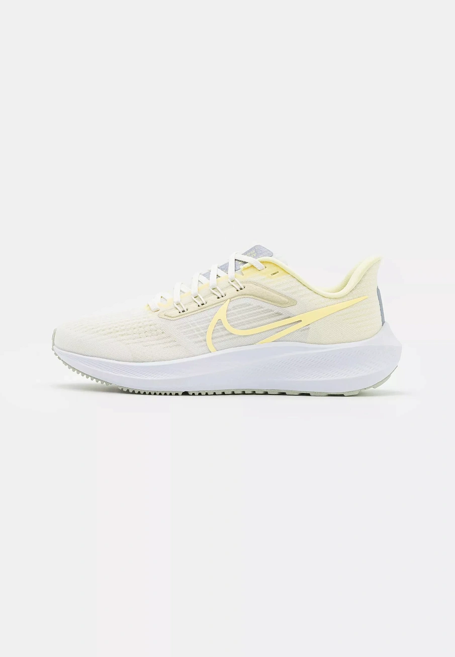 Фото № 1 с приближением к товару «‎AIR ZOOM PEGASUS 39»
