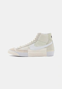 Фото № 1 с приближением к товару «‎BLAZER MID 77 »
