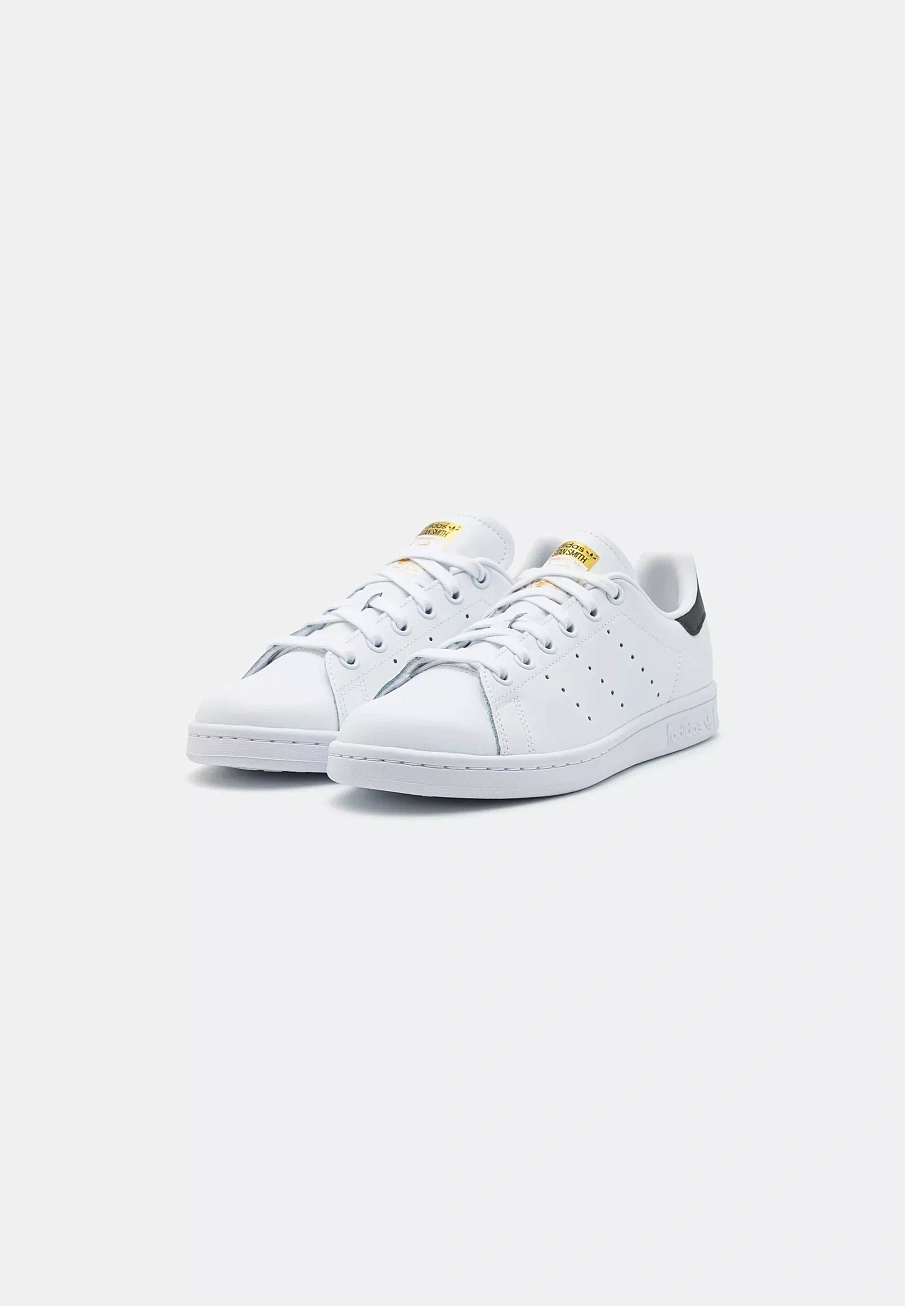 Фото № 3 с приближением к товару «‎STAN SMITH »