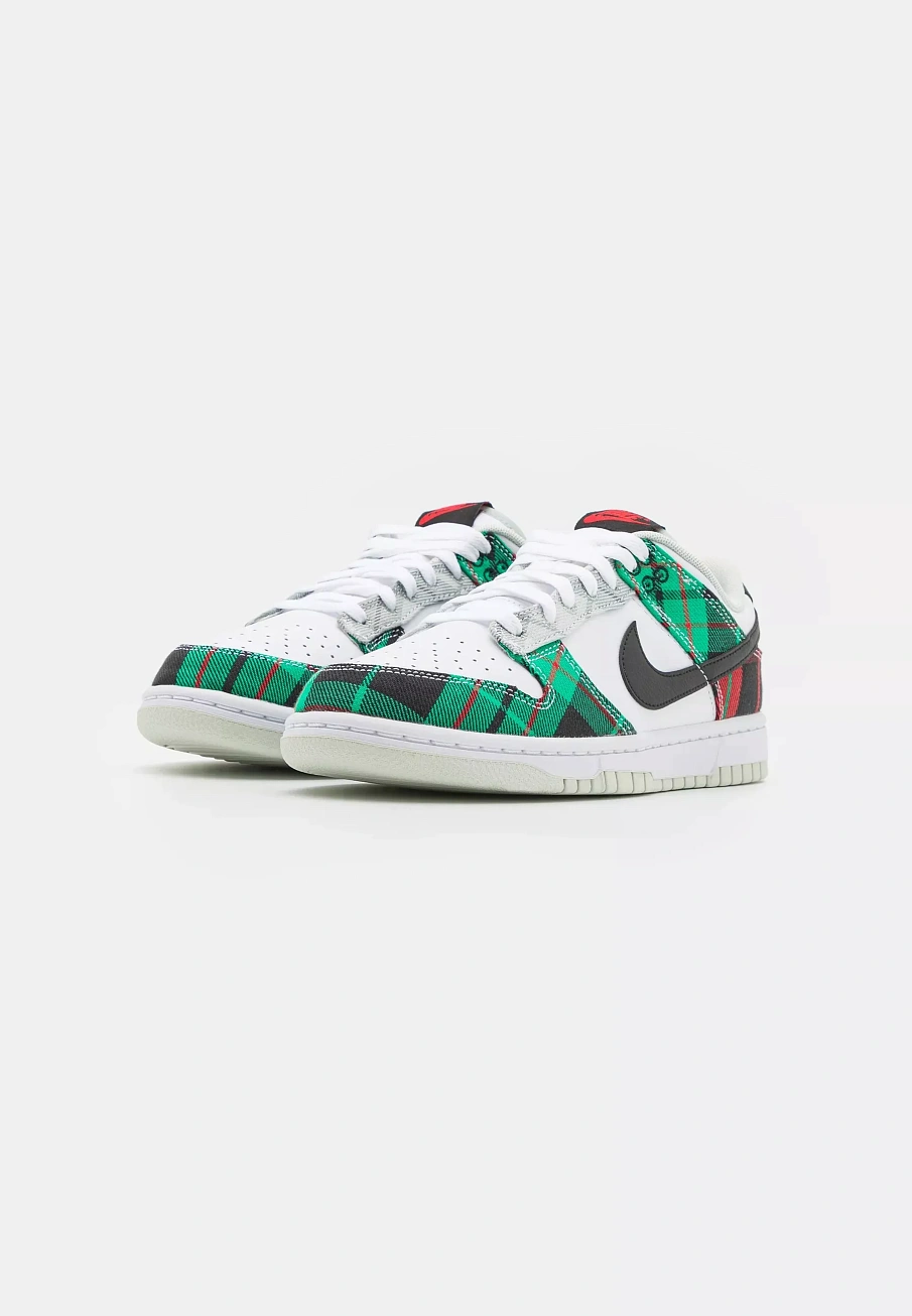 Фото № 2 с приближением к товару «‎DUNK RETRO PRM UNISEX»