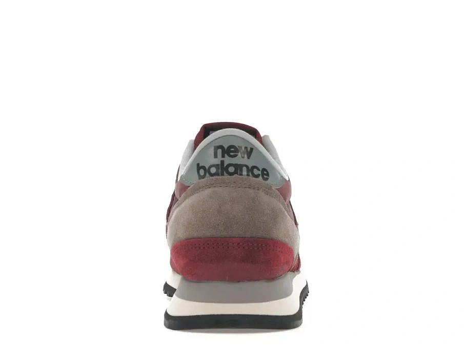 Фото № 4 с приближением к товару «‎New Balance 730»