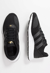 Фото № 4 с приближением к товару «‎Adidas Swift »