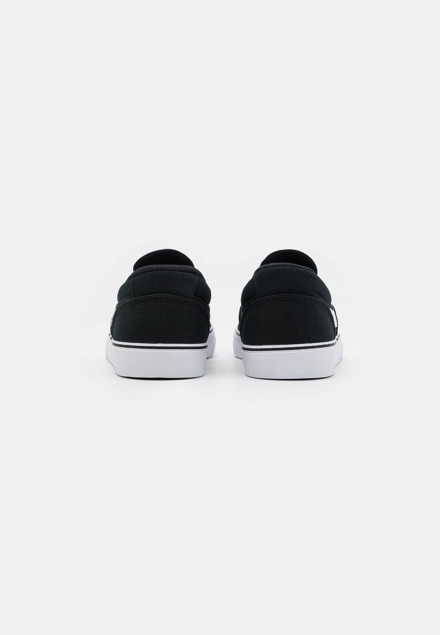 Фото № 3 с приближением к товару «‎Nike Chron 2 »