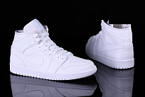 Фото № 3 с приближением к товару «‎Nike Air Jordan 1 Retro Triple »