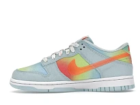 Фото № 3 с приближением к товару «‎Nike Dunk Low»