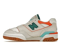 Фото № 3 с приближением к товару «‎New Balance 550»