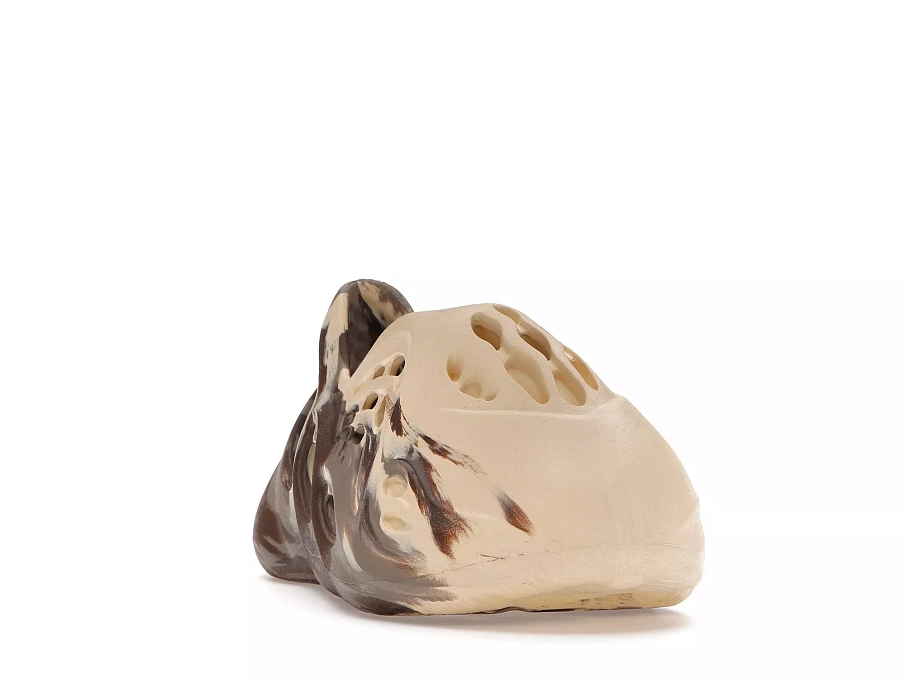 Фото № 2 с приближением к товару «‎adidas Yeezy Foam RNNR MX Cream Clay (Kids)»