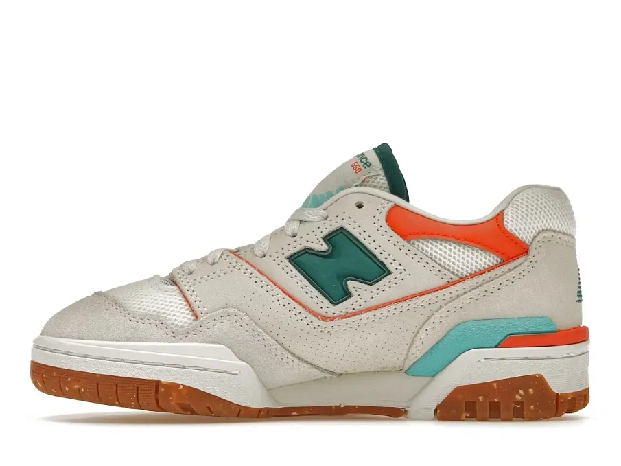 Фото № 3 с приближением к товару «‎New Balance 550»