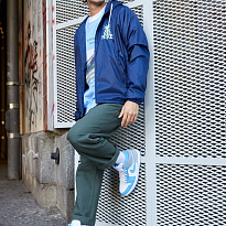 Фото № 3 с приближением к товару «‎Air Jordan 1 SE Bts »