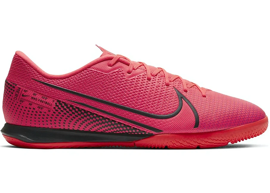 Фото № 1 с приближением к товару «‎Nike Mercurial Vapor 13 Academy IC Laser Crimson Black»