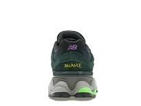 Фото № 4 с приближением к товару «‎New Balance 9060»