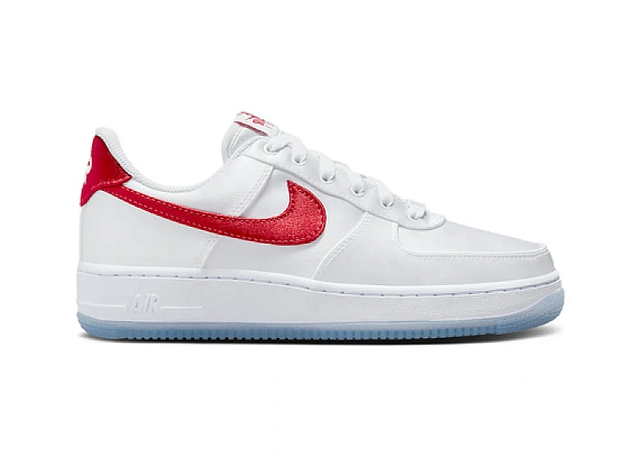Фото № 1 с приближением к товару «‎Nike Air Force 1 Low 07 Satin White Varsity Red »