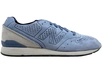New Balance 696