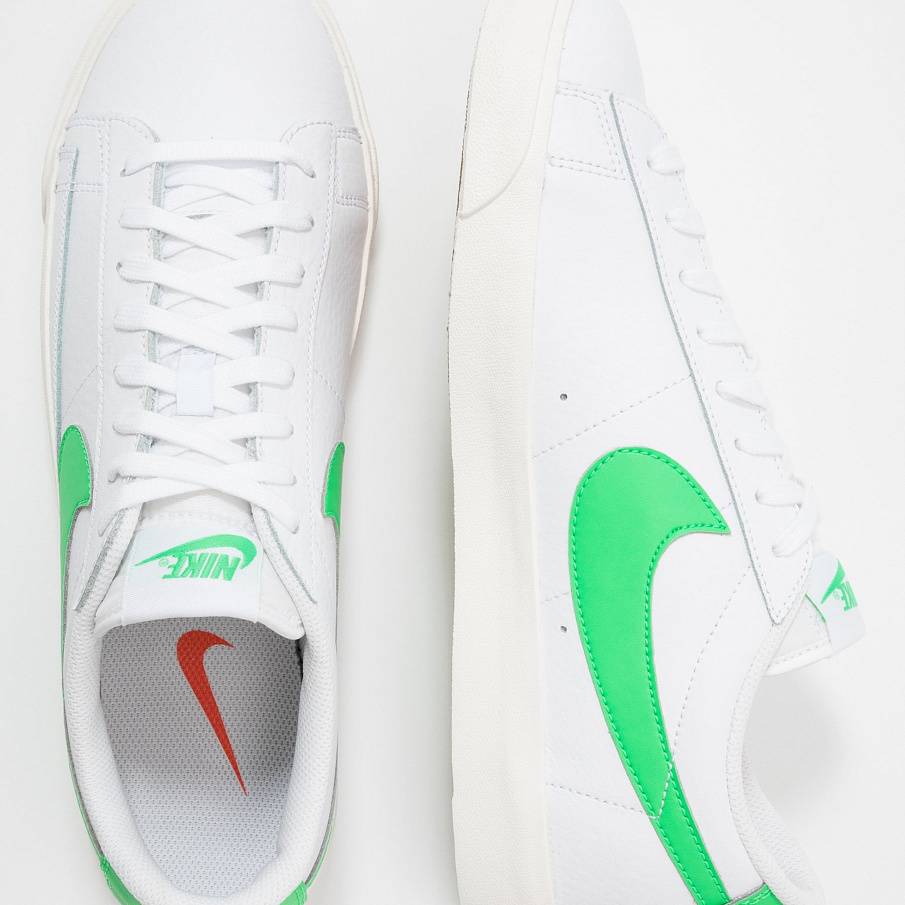 Фото № 4 с приближением к товару «‎Nike Blazer »