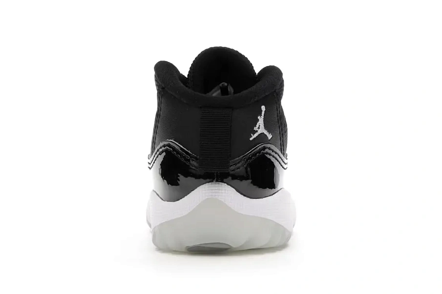 Фото № 4 с приближением к товару «‎Jordan 11 Retro»