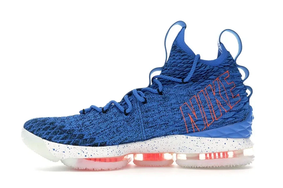 Фото № 3 с приближением к товару «‎Nike LeBron 15 Hardwood Classics»