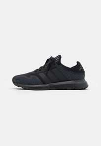 Фото № 1 с приближением к товару «‎Adidas Swift »