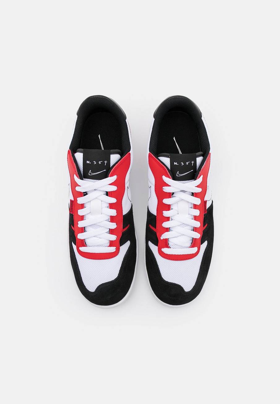 Фото № 4 с приближением к товару «‎Nike Squash Type »