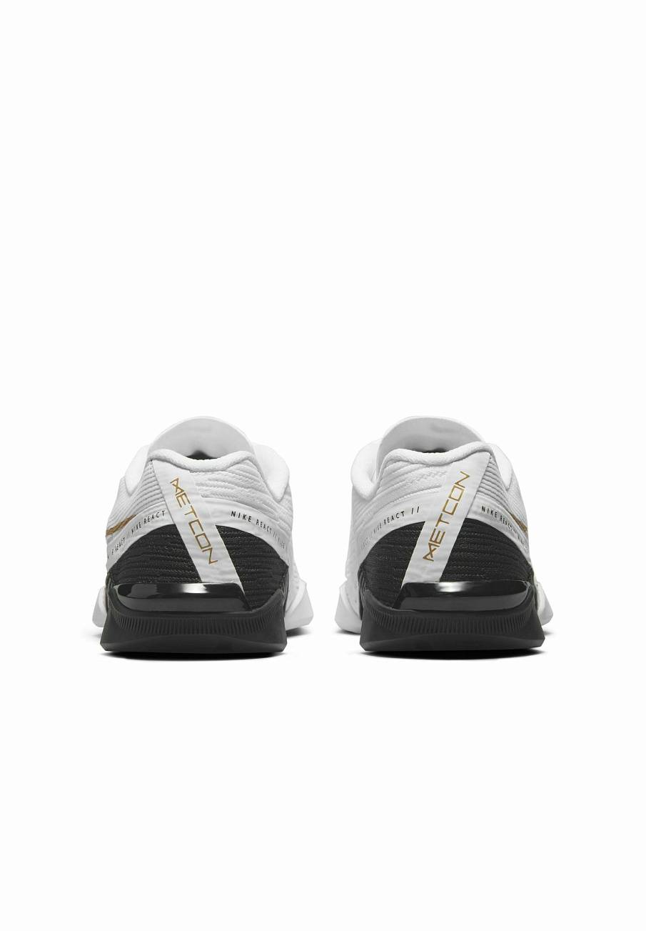 Фото № 3 с приближением к товару «‎Nike DO»