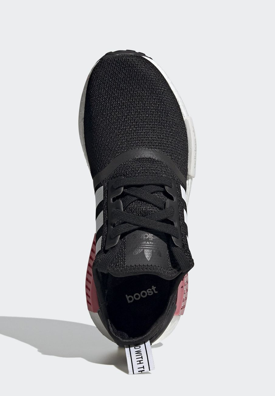 Фото № 3 с приближением к товару «‎Adidas Nmd_r1 »