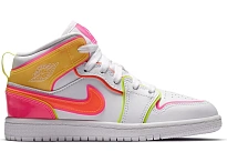 Фото № 1 с приближением к товару «‎Jordan 1 Mid»