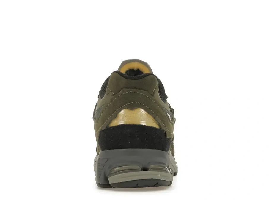 Фото № 4 с приближением к товару «‎New Balance 2002R»