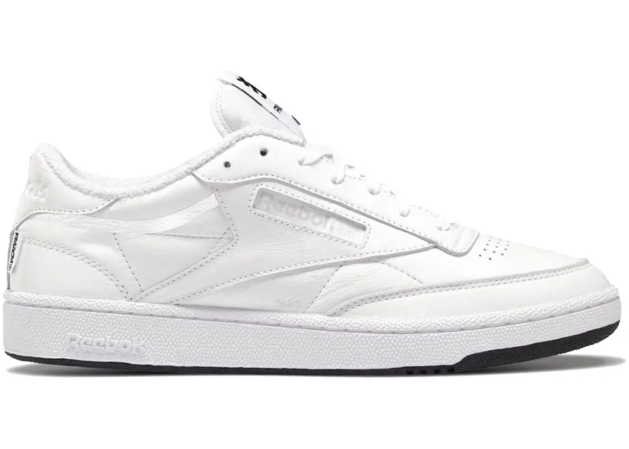 Фото № 1 с приближением к товару «‎Reebok Club C»