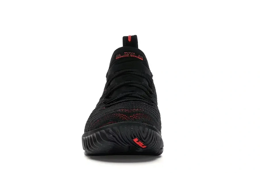 Фото № 2 с приближением к товару «‎Nike LeBron 16»