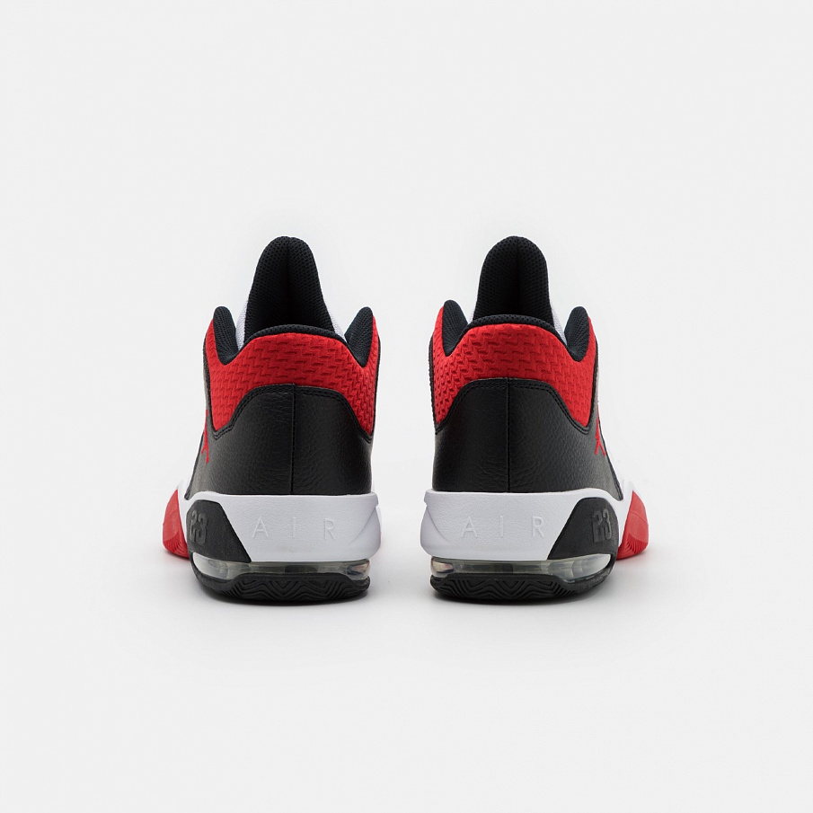 Фото № 3 с приближением к товару «‎Jordan Max Aura 3 »