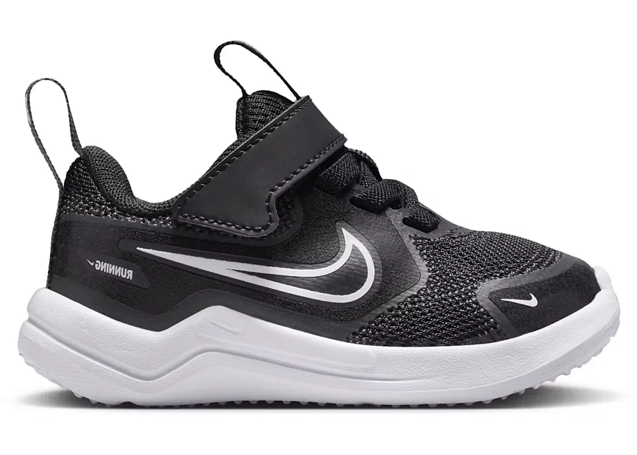 Фото № 1 с приближением к товару «‎Nike Cosmic Runner»