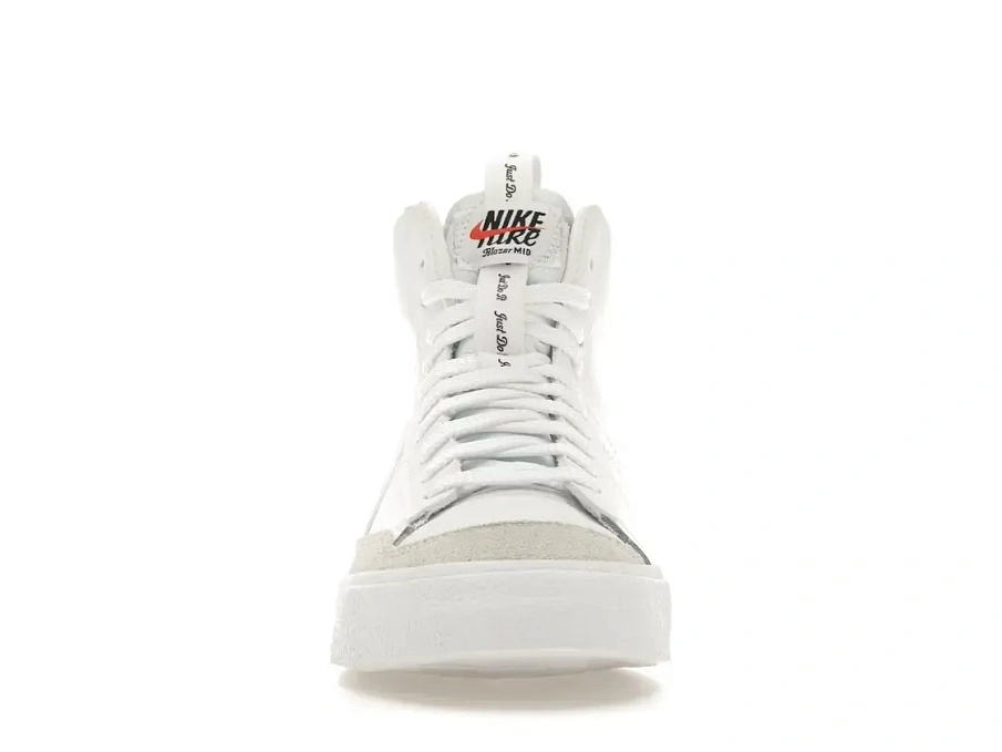 Фото № 2 с приближением к товару «‎Nike Blazer Mid 77 SE»