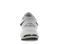 Фото № 4 с приближением к товару «‎New Balance 2002R»