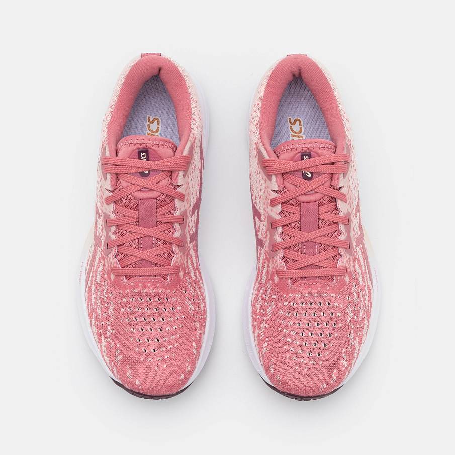 Фото № 4 с приближением к товару «‎Asics Dynablast 2»