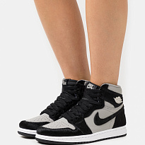 Фото № 2 с приближением к товару «‎Jordan Air 1 Retro »