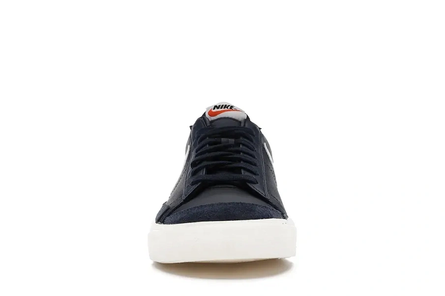 Фото № 2 с приближением к товару «‎Nike Blazer Low 77 Vintage Midnight Navy»