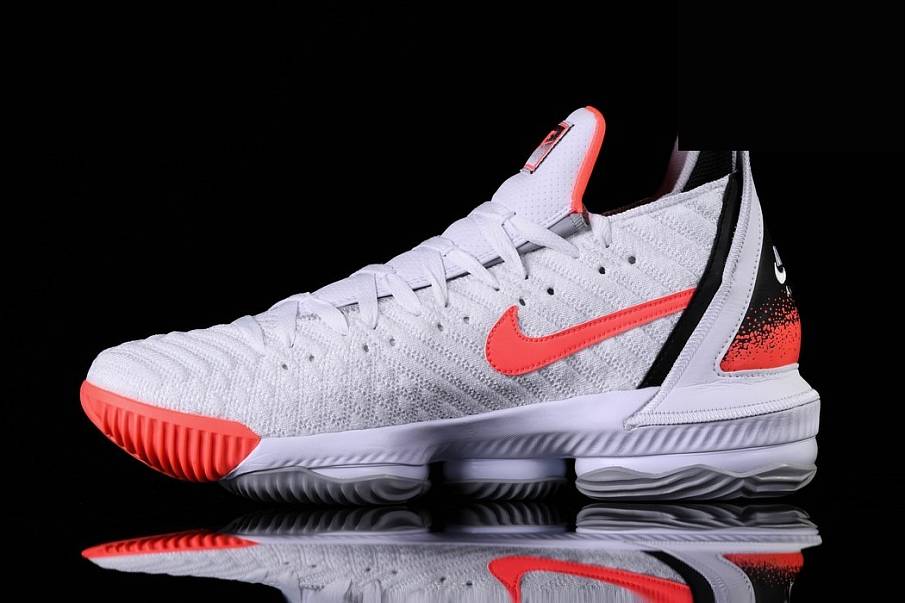 Фото № 2 с приближением к товару «‎Nike Lebron 16 Hot Lava»