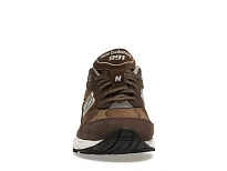 Фото № 2 с приближением к товару «‎New Balance 991»