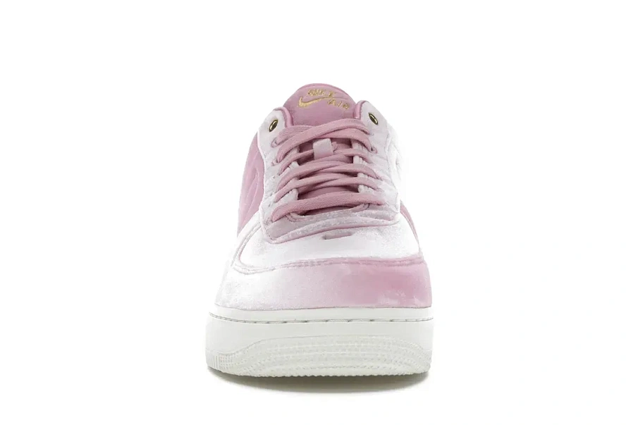 Фото № 2 с приближением к товару «‎Nike Air Force 1 Low Premium 3 Velour Pink Rise»