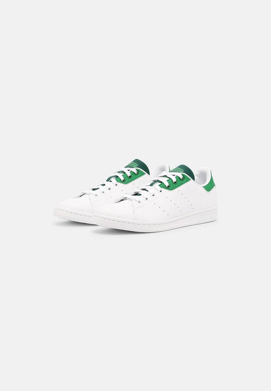 Фото № 2 с приближением к товару «‎Adidas Stan Smith »