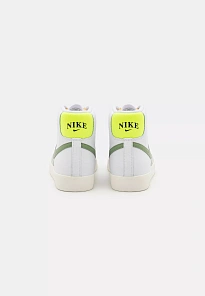 Фото № 1 с приближением к товару «‎BLAZER MID»