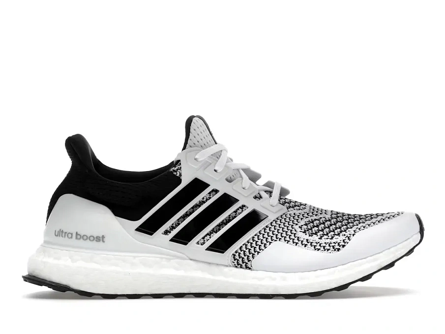 Фото № 1 с приближением к товару «‎adidas Ultra Boost 1.0»