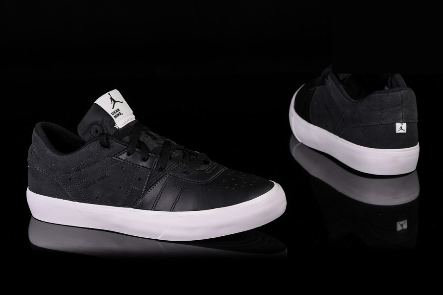 Фото № 2 с приближением к товару «‎Nike Air Jordan Series 01 Dear Mark »