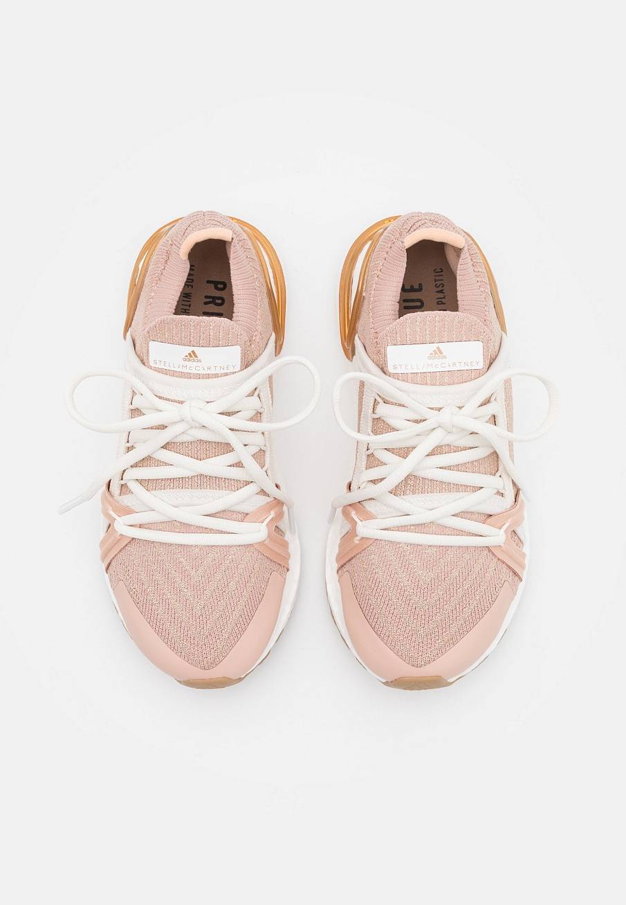 Фото № 4 с приближением к товару «‎Adidas Asmc Ultraboost 20»