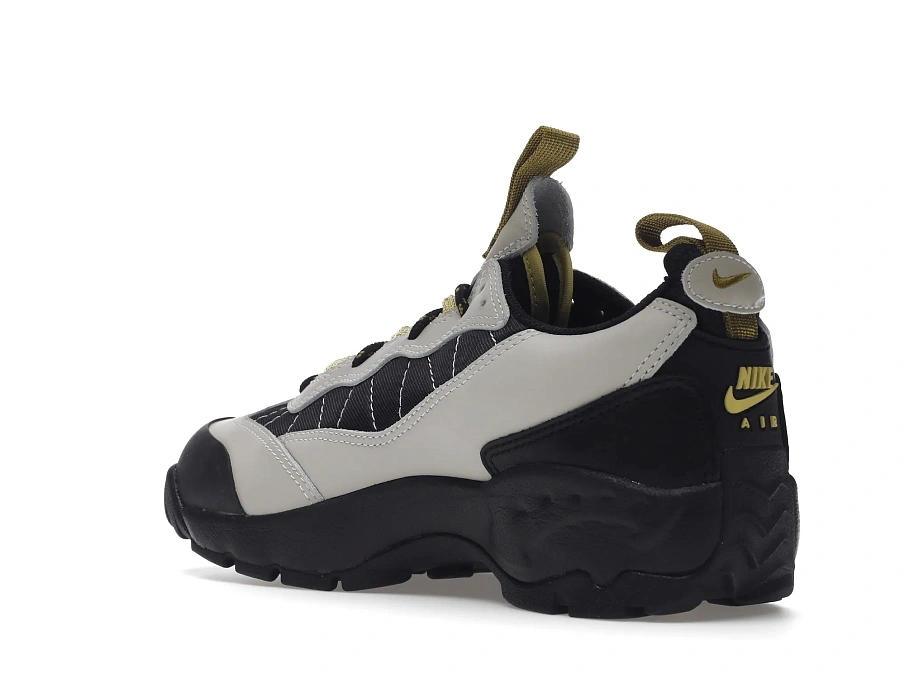 Фото № 6 с приближением к товару «‎Nike ACG Air Mada Low Light Bone Black Celery»