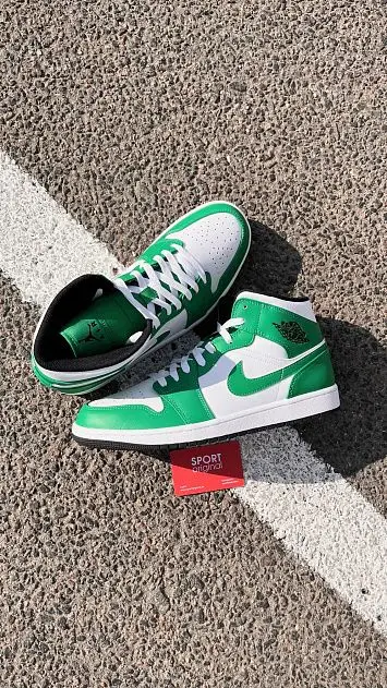 Air Jordan 1 Mid "Lucky Green" - 3
